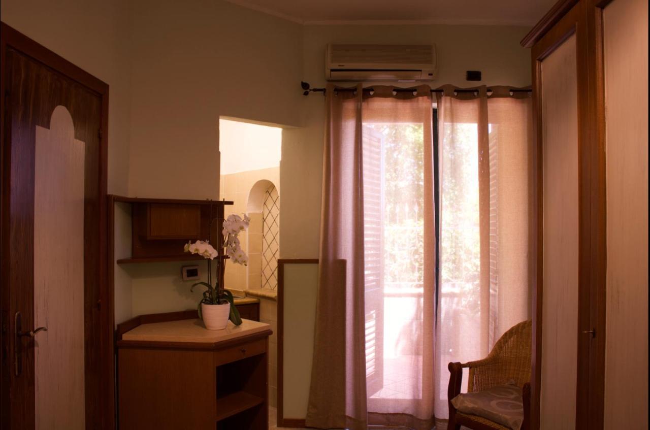 La Trinacria Bed & Breakfast Джардини Наксос Екстериор снимка